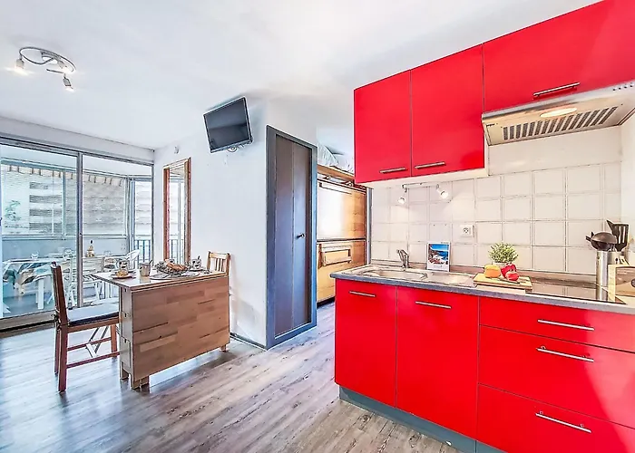 Le Californie By Interhome Le Grau-du-Roi